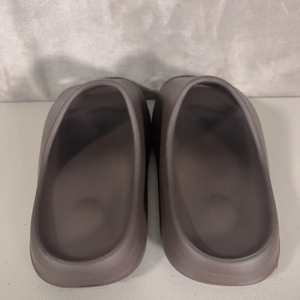 Yeezy brand new